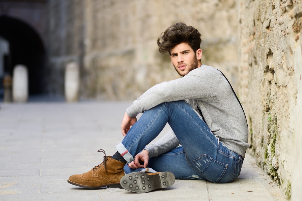 Comment choisir des jeans pour son homme coupe slim